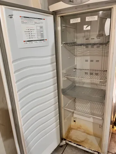 Lote de freezer e geladeira