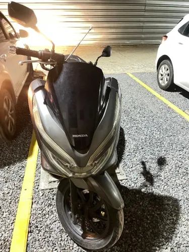 Pcx 2019 - vendo ou troco por moto mais alta 