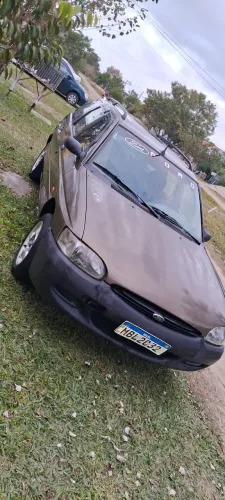 Ford Escort GL 1.6 MPI 2001