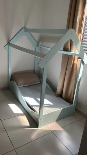 Cama Montessoriana Casinha Cor Verde Água