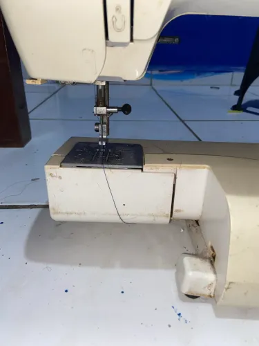 maquina de costura elna por 150