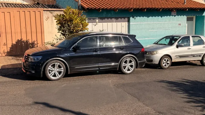 Volkswagen Tiguan Allspac R-line 350 TSI 2.0 4X4 2021
