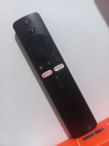 Controle remoto xiaomi tv stick 4k botão Netflix e primevideo assistente por voz
