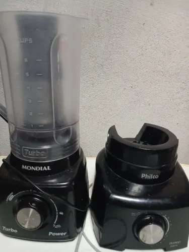 Liquidificador com defeito para retirada de peças