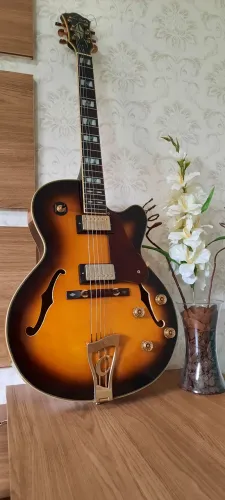 Guitarra Semi Acustica Condor JC16