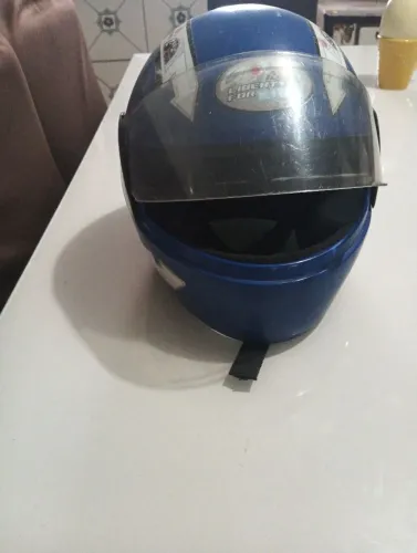 Vende-se capacete infantil