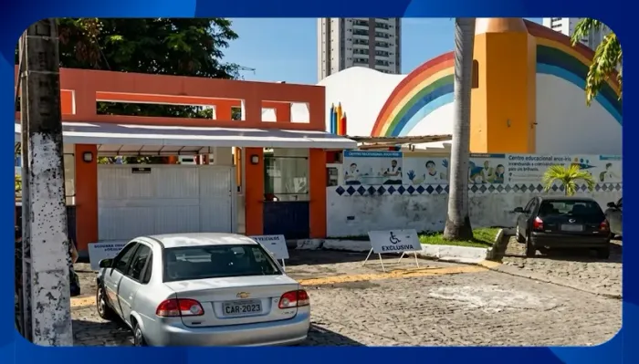 PRÉDIO COMERCIAL - Avenida Rio Grande do Sul, onde funcionam as instalações do Colégio Sis