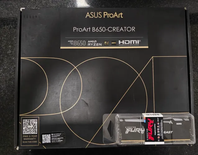 Placa mãe Asus B650-Creator / 32Gb de memória ddr5 5600Mhz