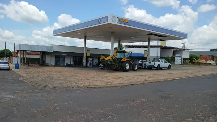 Auto Posto com loja de conveniência