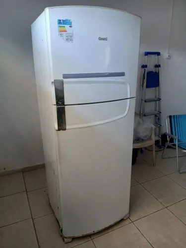 Geladeira consul com defeito