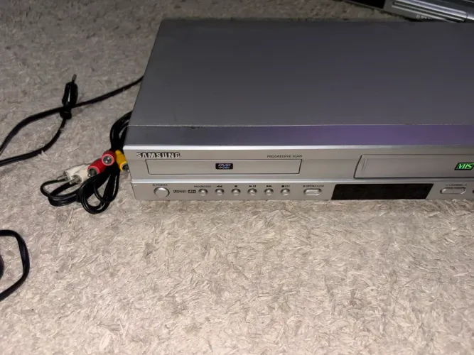 Samsung DVD-V4600M