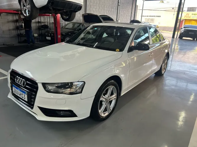 Audi A4 2.0 16V TFSI 183/180cv Multitronic 2013
