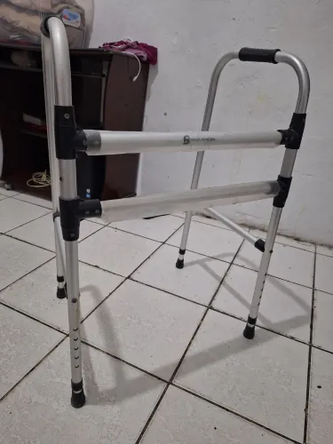 Andajar adulto