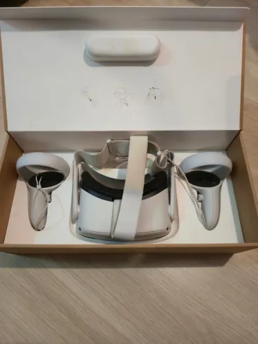 Oculus Quest 2 - 64 gb
