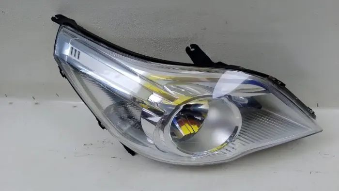 Farol Direito Cromado Agile Montana 13/18 Usado Impostado