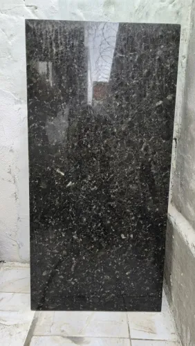 Bancada de granito completa para cozinha