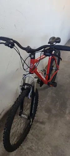 2 bicicletas ARO 26 POUCO USO