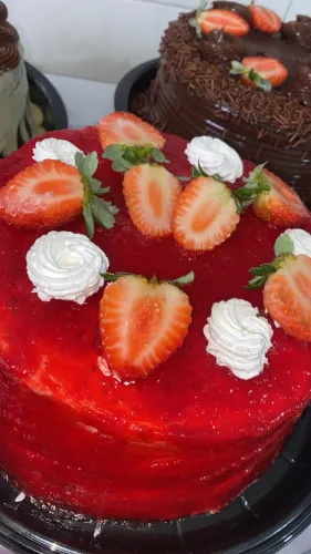 TORTAS SUPER RECHEADAS MARAVILHOSAS DISPONÍVEIS PARA ENCOMENDAS.
