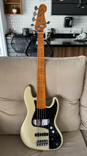 Fender Marcus Miller [LEIA O ANÚNCIO]