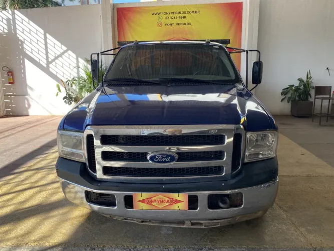 Ford F-350 3.9 Turbo Intercooler Diesel 2P Manual 2004