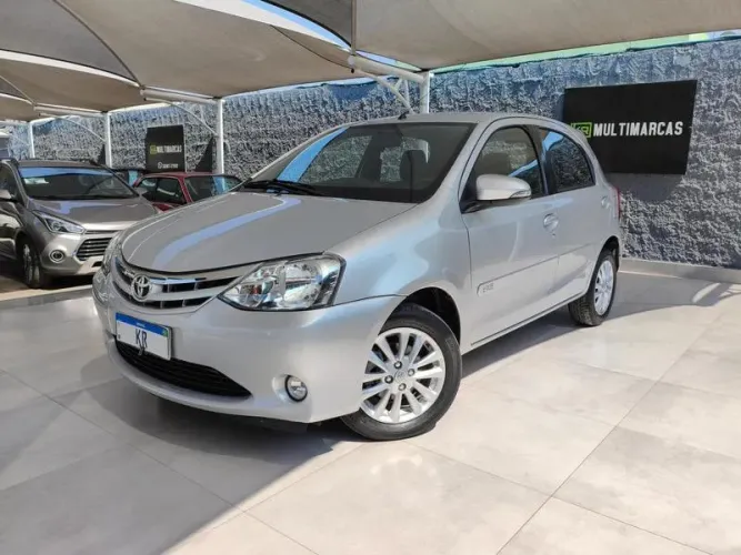 Toyota Etios XLS 1.5 Flex 16V 5P Mec. 2016