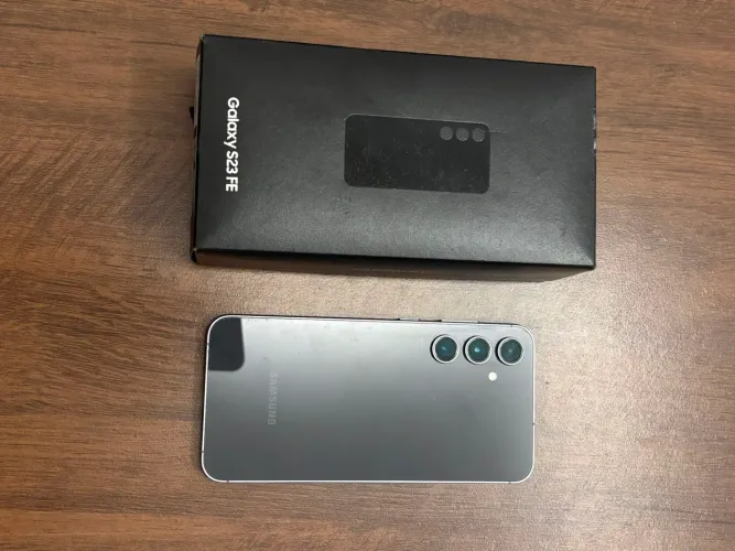 Samsung Galaxy S24 FE