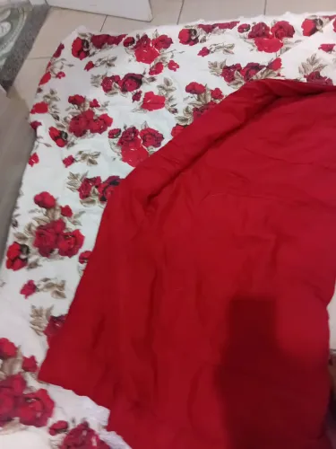 Vendo colcha de casal 