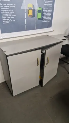 ARMÁRIO DE ESCRITÓRIO BAIXO