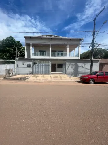 Alugo casa no bairro Maracanã
