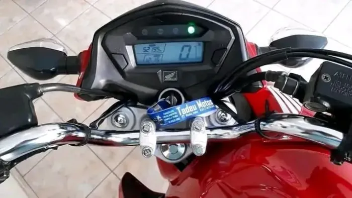 Estou vendendo essa moto 