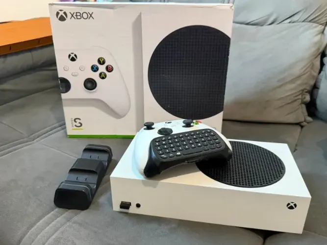Xbox Series S 512GB - R$ 1.800 (Somente Venda)