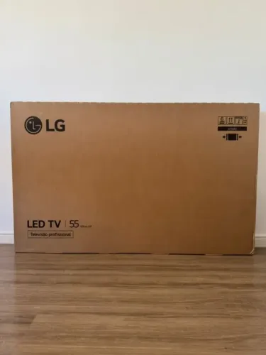 Smart Tv 55" LG LACRADA na caixa