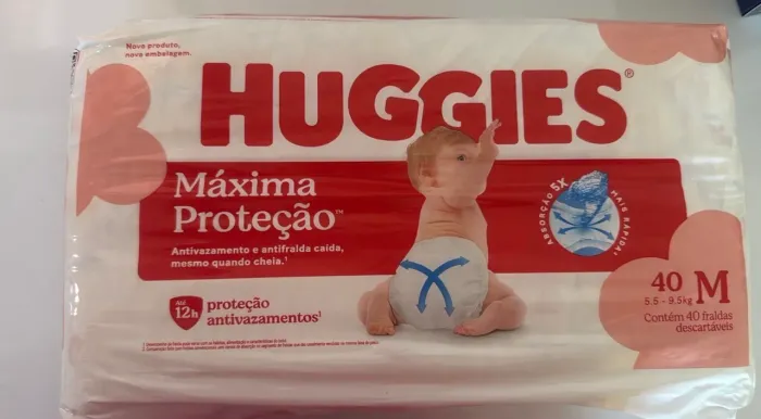 Fralda Huggies M 