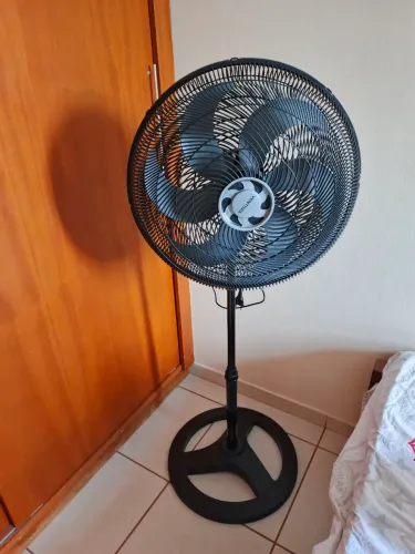 Ventilador Ventisol muito novo