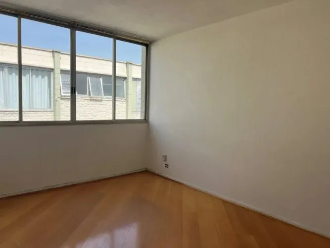 LAPA DE BAIXO APARTAMENTO À VENDA COM UM DORMITÓRIO