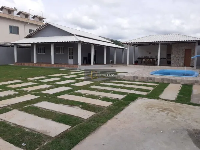 Casa com 3 Quartos, Suíte e Piscina – Bairro Nossa Senhora de Fátima, Betim