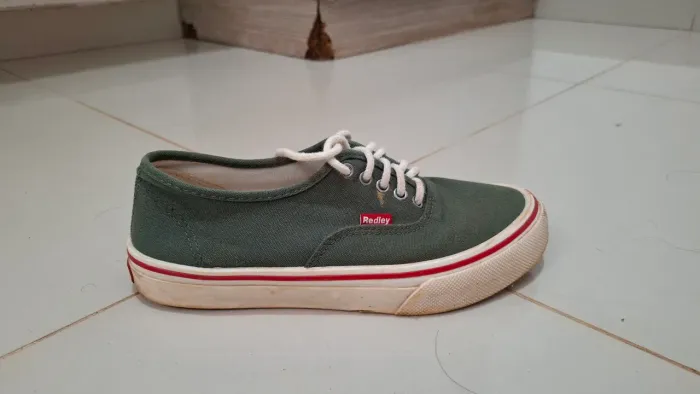 Tenis Redley