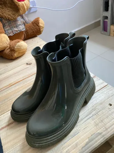 Bota chelsea verde militar 