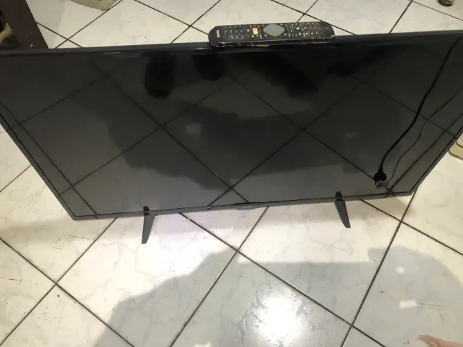 Tv Philips 43 smart - liga tem som / imagem nao