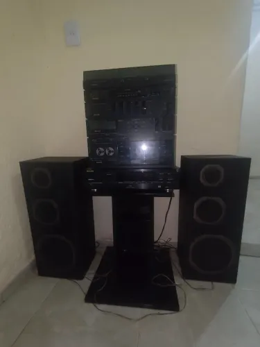 conjunto de som Philips antigo, modular, com toca-fitas, rádio AM/FM, equalizador