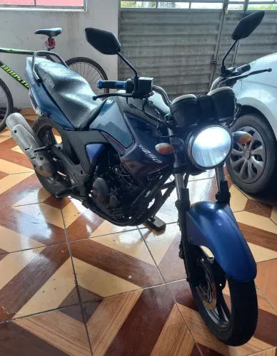 Yamaha fazer 250 ano 2006 funcionando perfeitamente