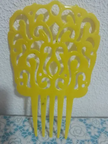 Peineta Amarela