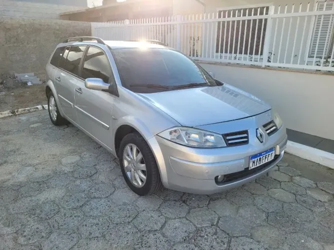 Renault Megane Grand Tour Dynam. Hi-flex 1.6 16V 2012