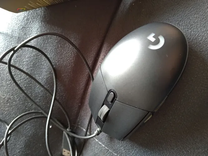 Mouse Gamer Logitech G203 LIGHTSYNC RGB