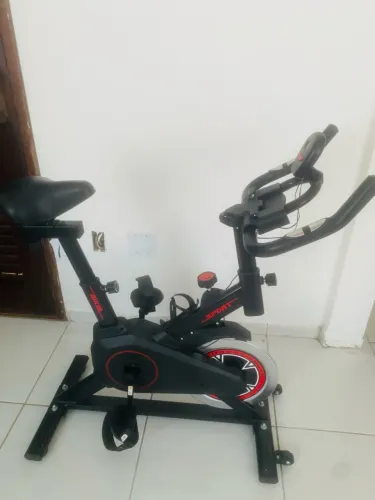 Bicicleta ergometria semi nova