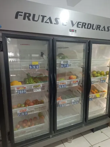 Geladeira de Hortifruti