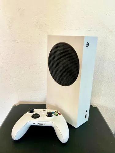 Console XBOX Series S 512GB em ótimo estado