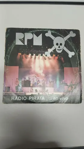 Disco de vinil RPM - Rádio Pirata ao vivo