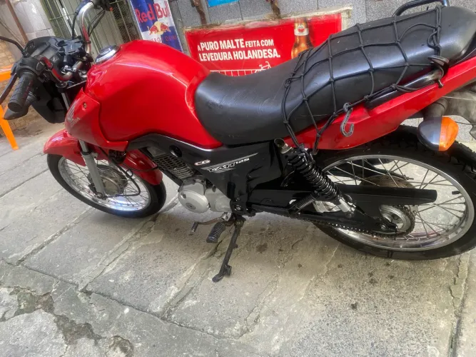 Vende-se moto