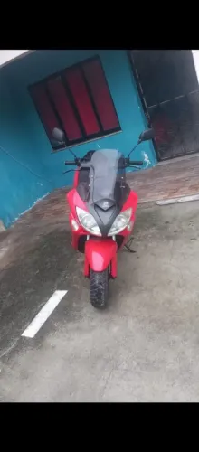 Moto muito boa troco em outra do meu interesse na mesma condições da minha em dia